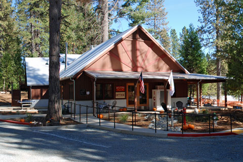 Inn Town Campground Commons, Nevada City, CA