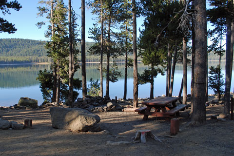 Hemlock Campground at Medicine Lake