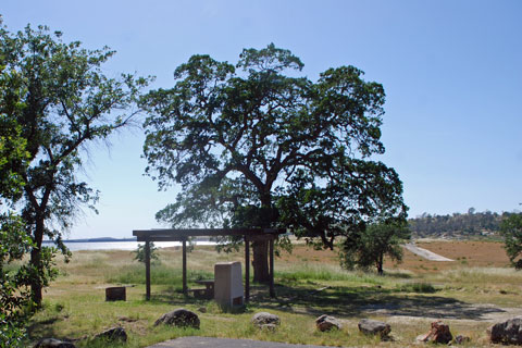 Meadows campground, Millerton Lake, CA